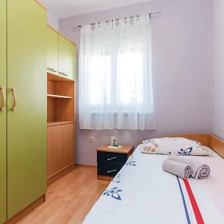 Home Holiday Petrcane * Петрчане