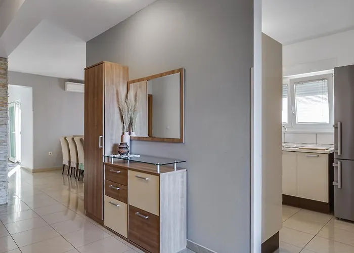 Ferienhaus Home Holiday Petrcane Petrčane